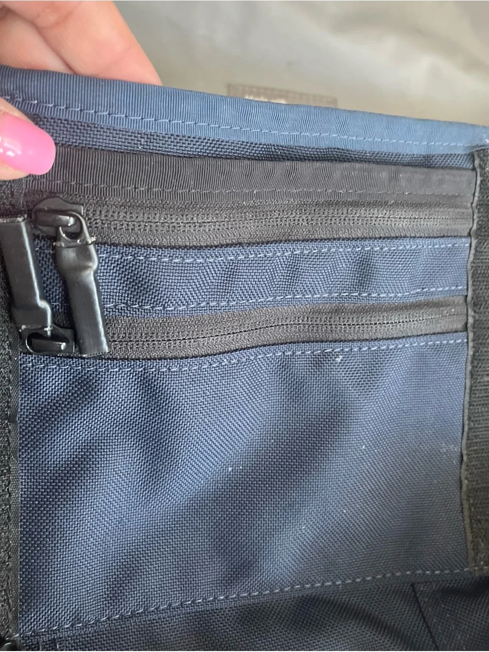 Timbuk2 Classic Messenger Laptop Bag Blue Small 15.2”W x 13.0” H x 5.12”D